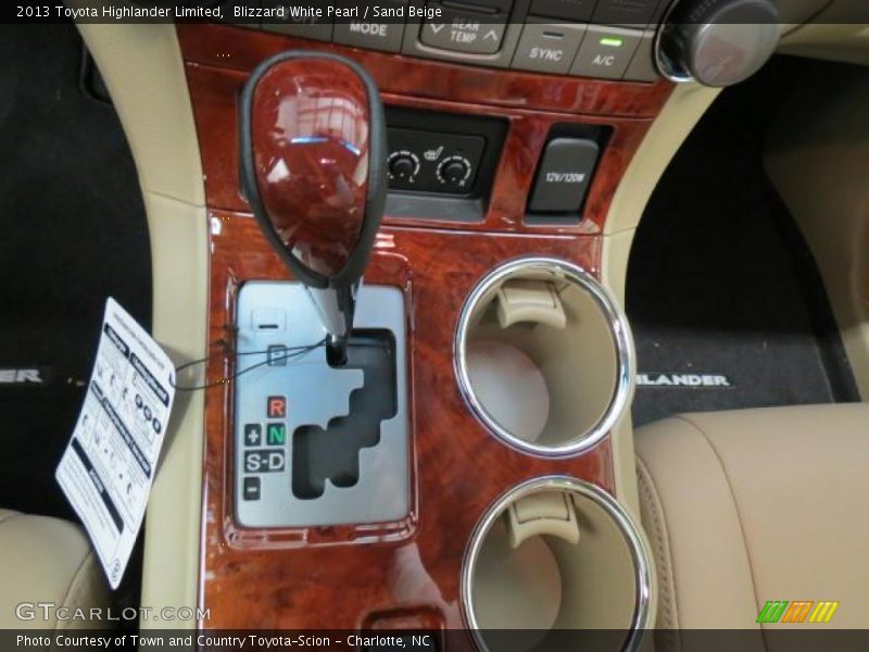 Blizzard White Pearl / Sand Beige 2013 Toyota Highlander Limited