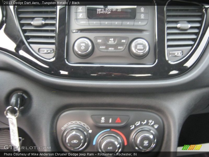 Tungsten Metallic / Black 2013 Dodge Dart Aero