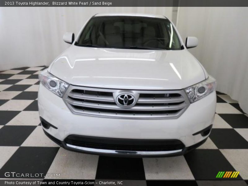 Blizzard White Pearl / Sand Beige 2013 Toyota Highlander