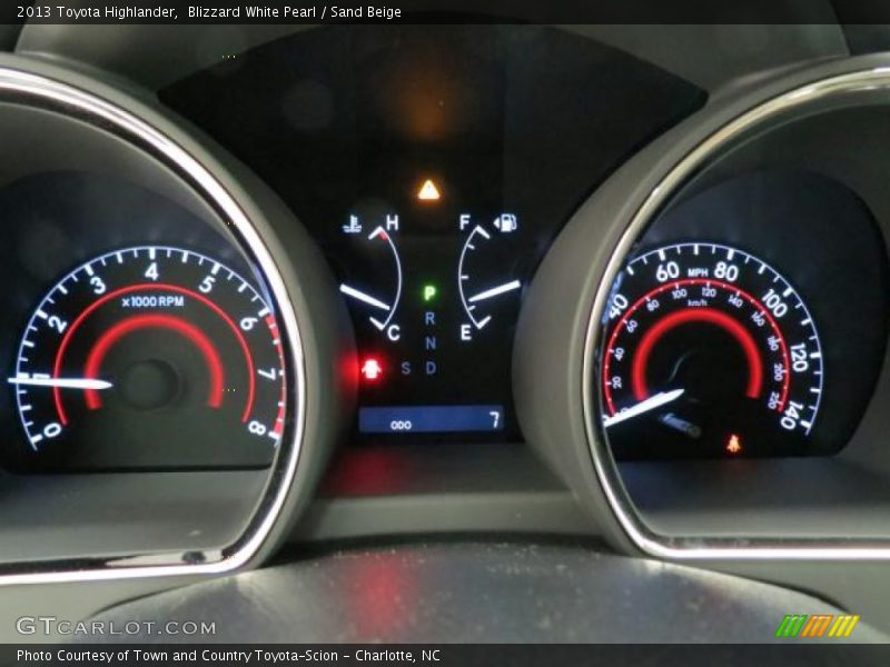 Blizzard White Pearl / Sand Beige 2013 Toyota Highlander