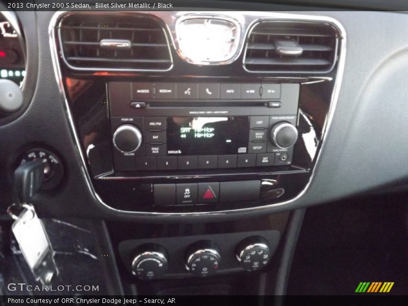 Billet Silver Metallic / Black 2013 Chrysler 200 S Sedan