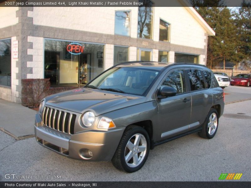 Light Khaki Metallic / Pastel Pebble Beige 2007 Jeep Compass Limited 4x4