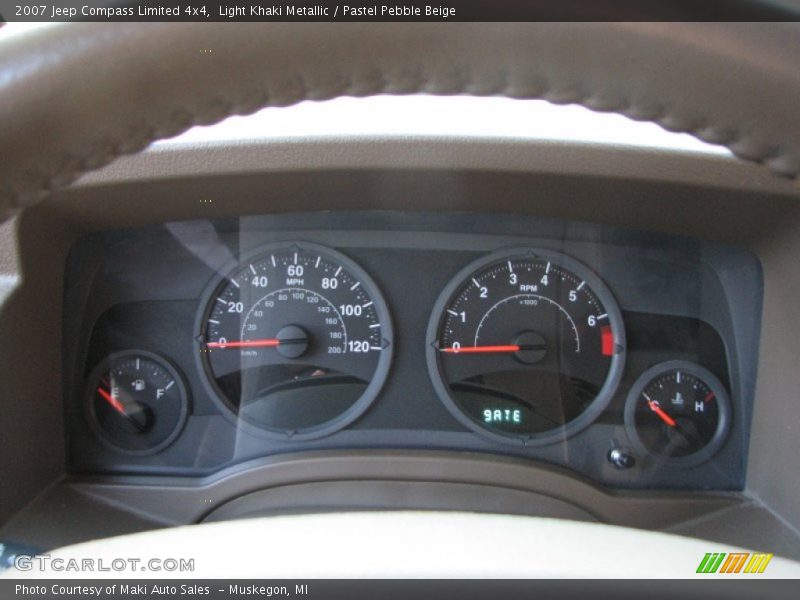 Light Khaki Metallic / Pastel Pebble Beige 2007 Jeep Compass Limited 4x4