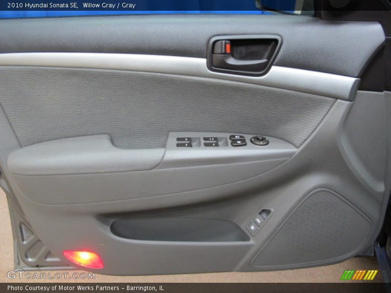 Willow Gray / Gray 2010 Hyundai Sonata SE