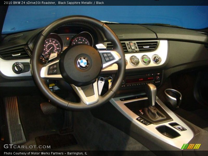 Dashboard of 2010 Z4 sDrive30i Roadster