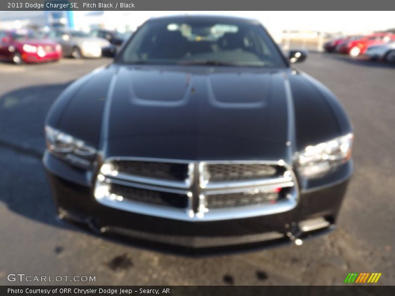 Pitch Black / Black 2013 Dodge Charger SE