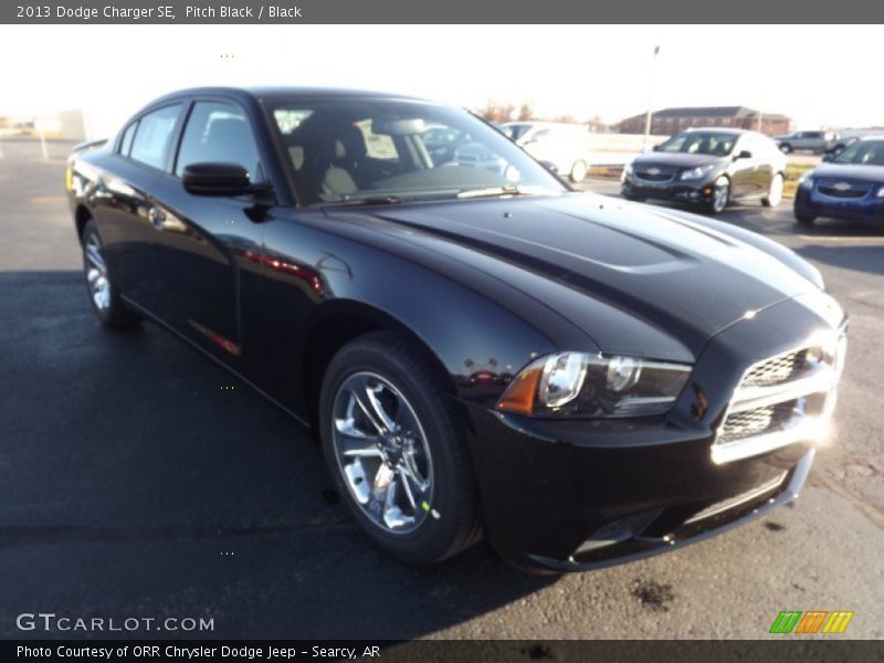 Pitch Black / Black 2013 Dodge Charger SE