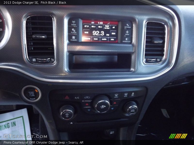 Pitch Black / Black 2013 Dodge Charger SE