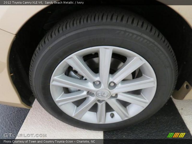 Sandy Beach Metallic / Ivory 2012 Toyota Camry XLE V6