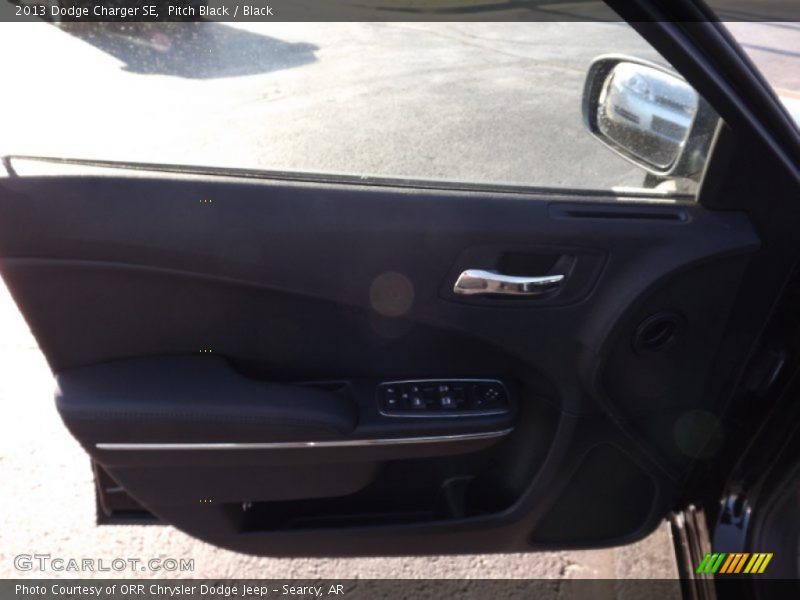 Pitch Black / Black 2013 Dodge Charger SE