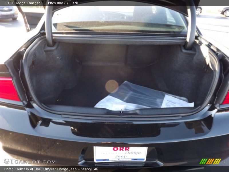 Pitch Black / Black 2013 Dodge Charger SE