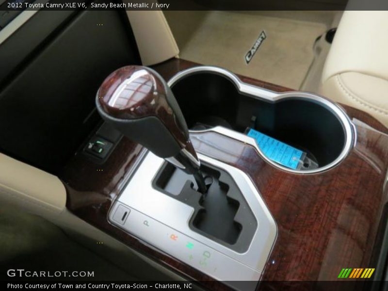 Sandy Beach Metallic / Ivory 2012 Toyota Camry XLE V6