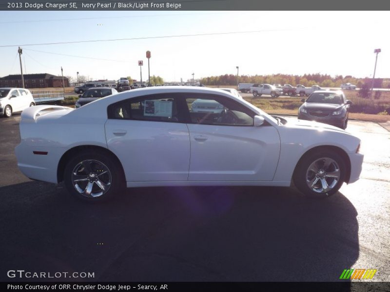 Ivory Pearl / Black/Light Frost Beige 2013 Dodge Charger SE
