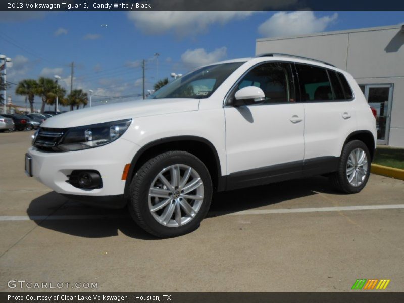 Candy White / Black 2013 Volkswagen Tiguan S