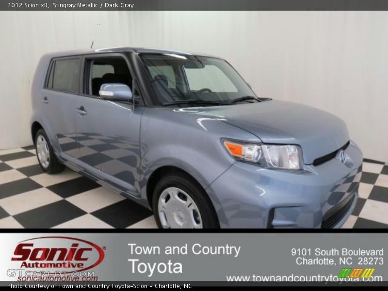 Stingray Metallic / Dark Gray 2012 Scion xB