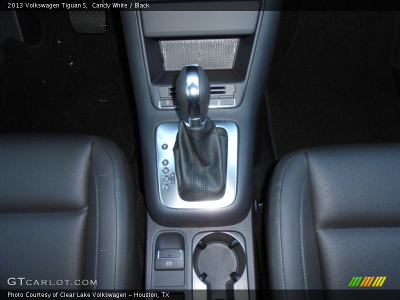 Candy White / Black 2013 Volkswagen Tiguan S