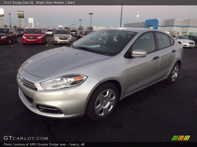 Bright Silver Metallic / Black 2013 Dodge Dart SE