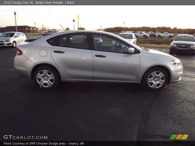 Bright Silver Metallic / Black 2013 Dodge Dart SE