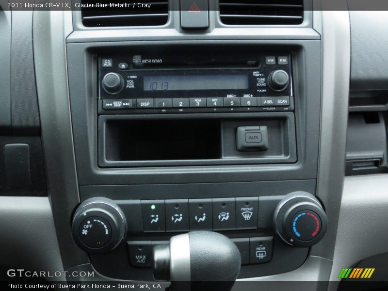 Controls of 2011 CR-V LX