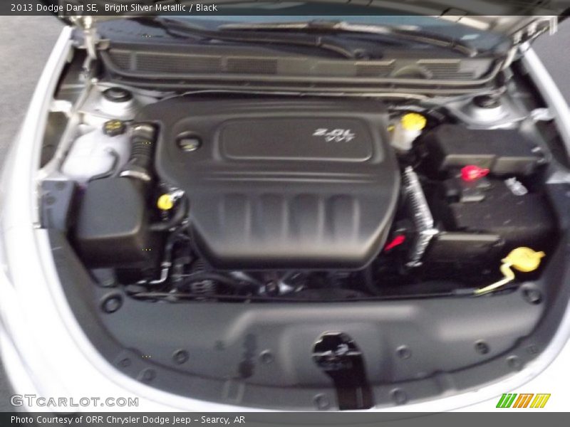 Bright Silver Metallic / Black 2013 Dodge Dart SE