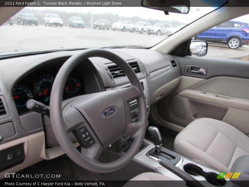 Tuxedo Black Metallic / Medium Light Stone 2011 Ford Fusion S