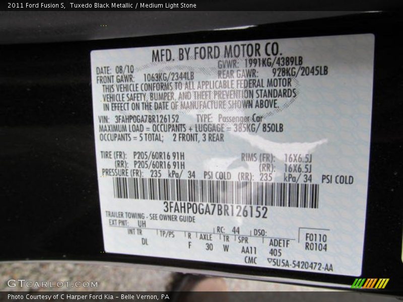 Tuxedo Black Metallic / Medium Light Stone 2011 Ford Fusion S