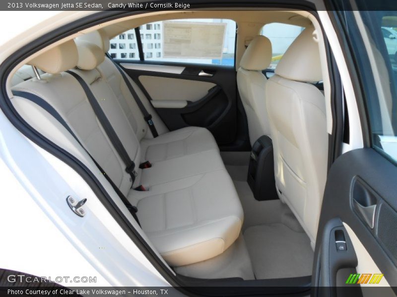 Candy White / Cornsilk Beige 2013 Volkswagen Jetta SE Sedan