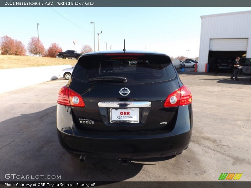 Wicked Black / Gray 2011 Nissan Rogue S AWD