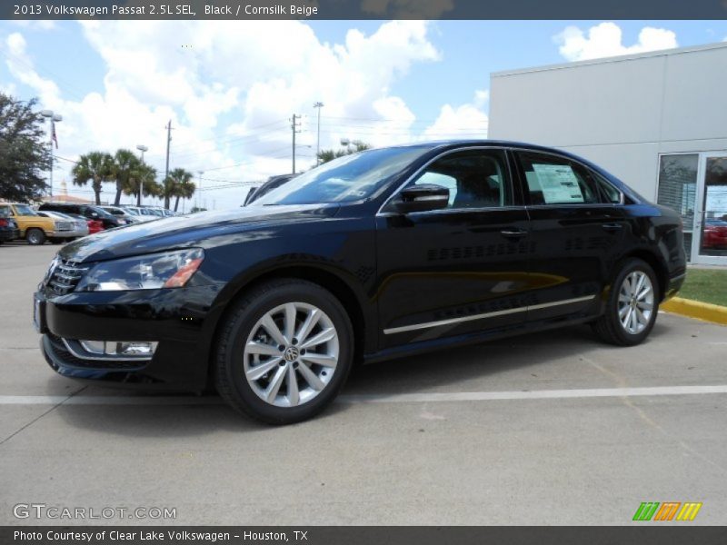 Black / Cornsilk Beige 2013 Volkswagen Passat 2.5L SEL
