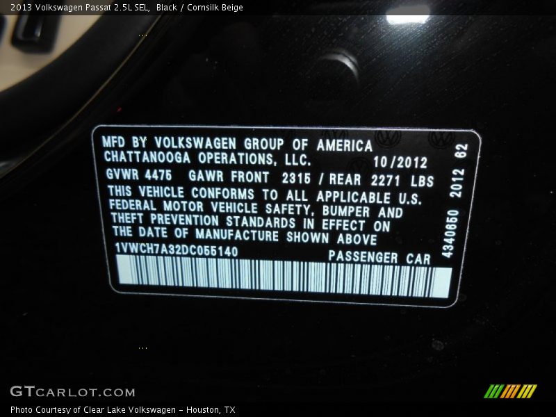 Black / Cornsilk Beige 2013 Volkswagen Passat 2.5L SEL