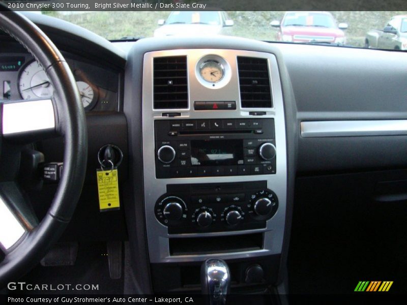 Bright Silver Metallic / Dark Slate Gray 2010 Chrysler 300 Touring