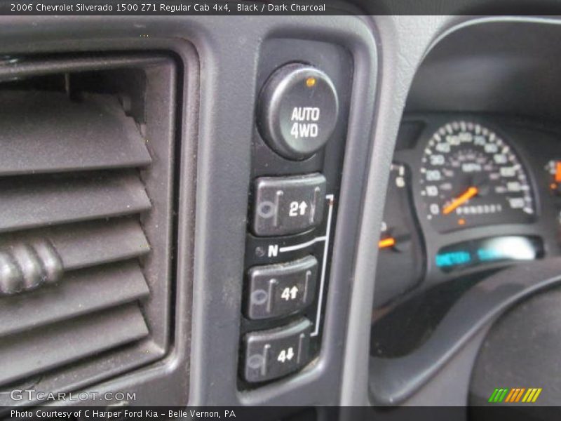 Controls of 2006 Silverado 1500 Z71 Regular Cab 4x4