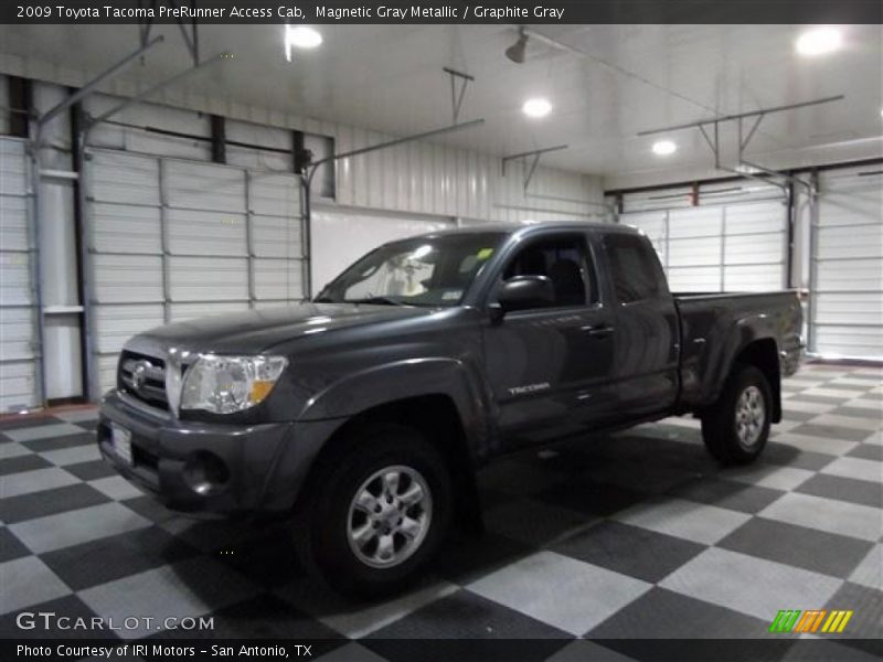 Magnetic Gray Metallic / Graphite Gray 2009 Toyota Tacoma PreRunner Access Cab