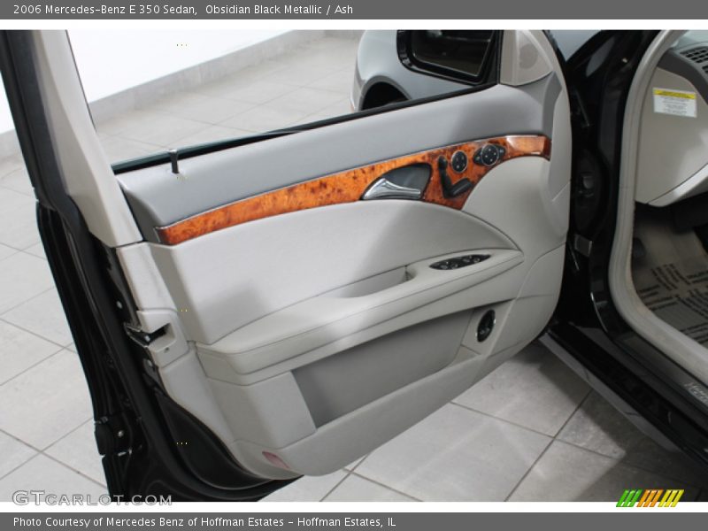 Door Panel of 2006 E 350 Sedan