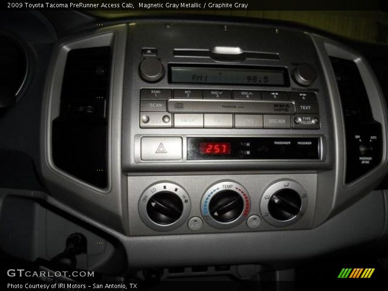 Magnetic Gray Metallic / Graphite Gray 2009 Toyota Tacoma PreRunner Access Cab