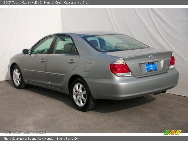 Mineral Green Opalescent / Gray 2005 Toyota Camry XLE V6