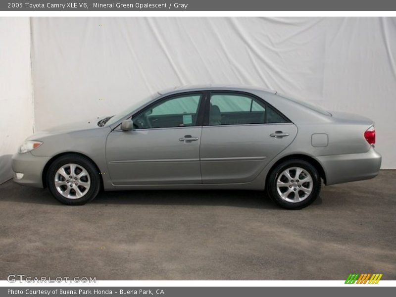 Mineral Green Opalescent / Gray 2005 Toyota Camry XLE V6