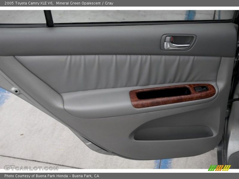 Mineral Green Opalescent / Gray 2005 Toyota Camry XLE V6
