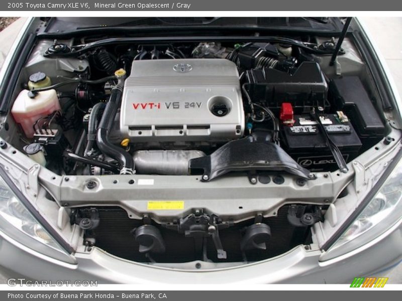 Mineral Green Opalescent / Gray 2005 Toyota Camry XLE V6