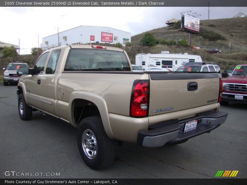 Sandstone Metallic / Dark Charcoal 2005 Chevrolet Silverado 2500HD LS Extended Cab