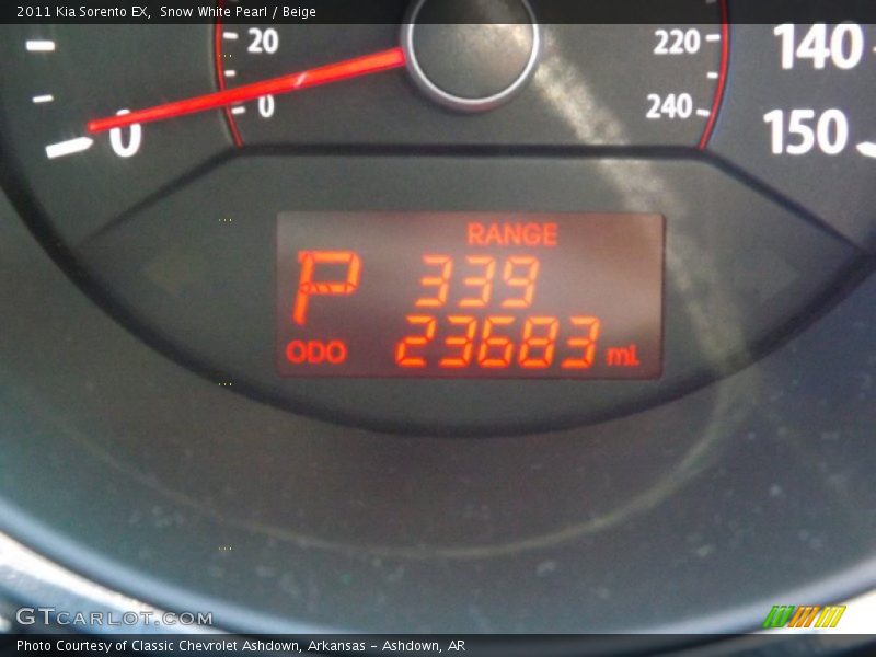 Snow White Pearl / Beige 2011 Kia Sorento EX