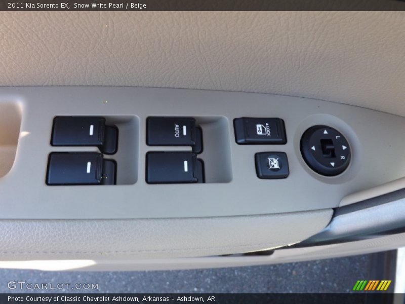 Snow White Pearl / Beige 2011 Kia Sorento EX