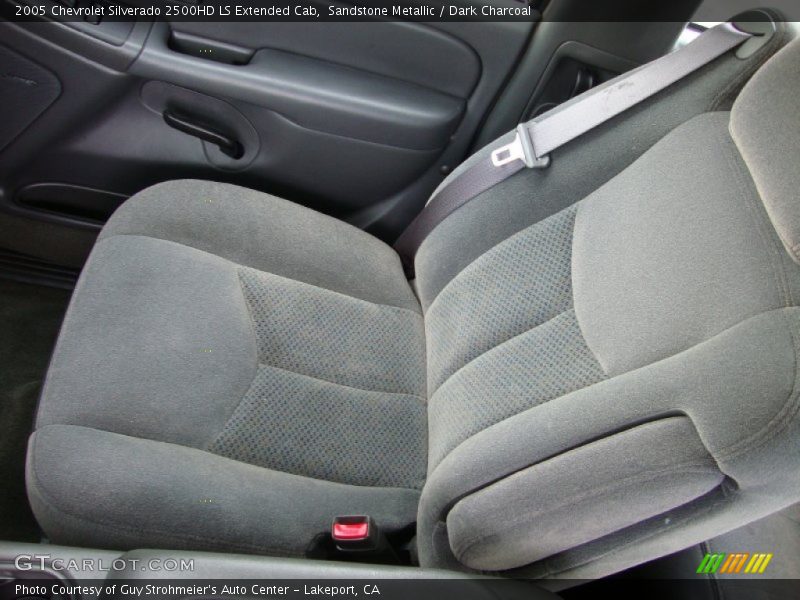 Front Seat of 2005 Silverado 2500HD LS Extended Cab