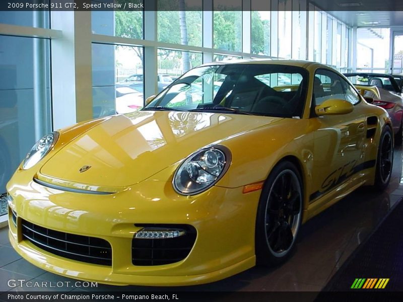 Speed Yellow / Black 2009 Porsche 911 GT2