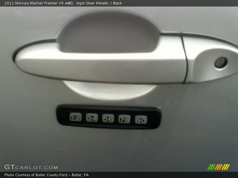 Ingot Silver Metallic / Black 2011 Mercury Mariner Premier V6 AWD