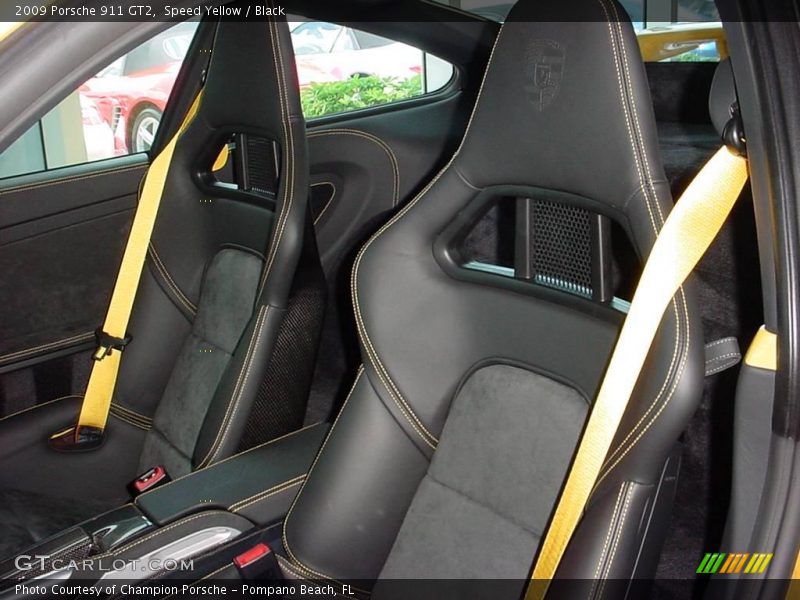 Speed Yellow / Black 2009 Porsche 911 GT2