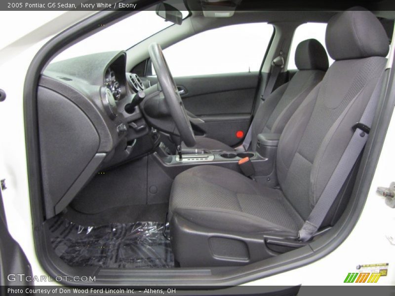 Ivory White / Ebony 2005 Pontiac G6 Sedan