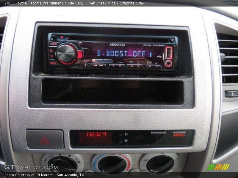 Silver Streak Mica / Graphite Gray 2005 Toyota Tacoma PreRunner Double Cab