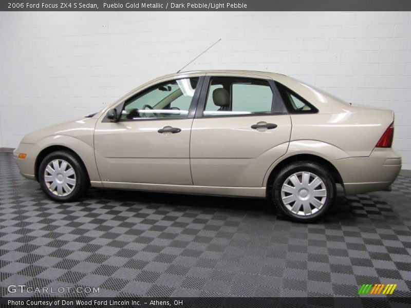 Pueblo Gold Metallic / Dark Pebble/Light Pebble 2006 Ford Focus ZX4 S Sedan