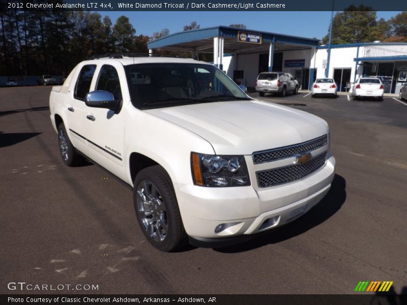 White Diamond Tricoat / Dark Cashmere/Light Cashmere 2012 Chevrolet Avalanche LTZ 4x4